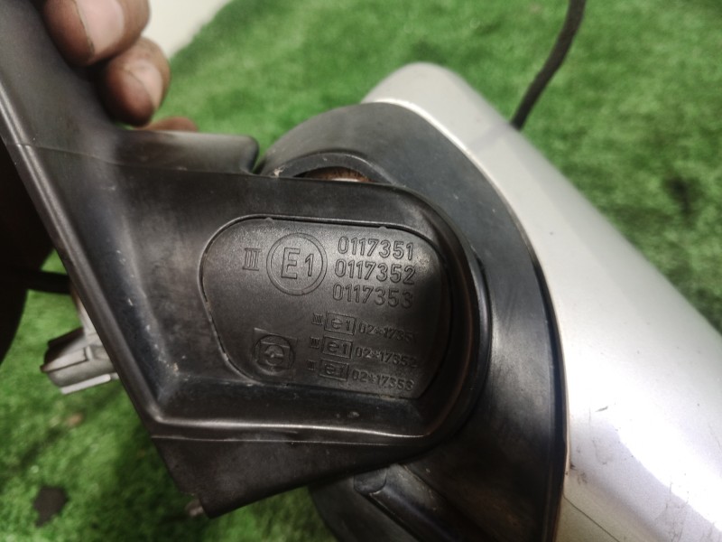 Recambio de retrovisor izquierdo para bmw serie 3 berlina (e46) 320d referencia OEM IAM 0117352 0117352 0117352