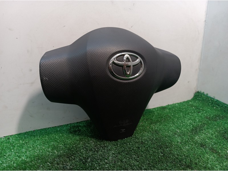 Recambio de airbag volante para toyota yaris (ksp9/scp9/nlp9) básico referencia OEM IAM 305232199FKA 305232199FKA 451300D150D