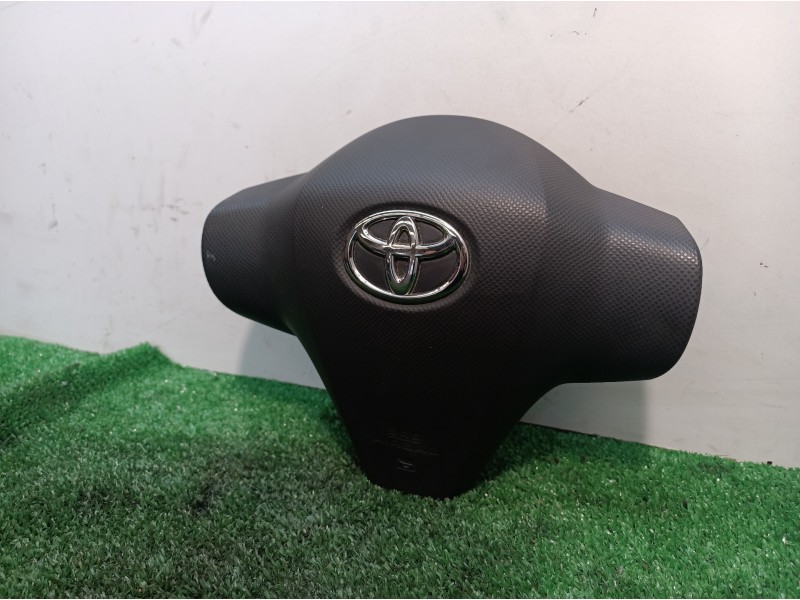 Recambio de airbag volante para toyota yaris (ksp9/scp9/nlp9) básico referencia OEM IAM 305232199FKA 305232199FKA 451300D150D