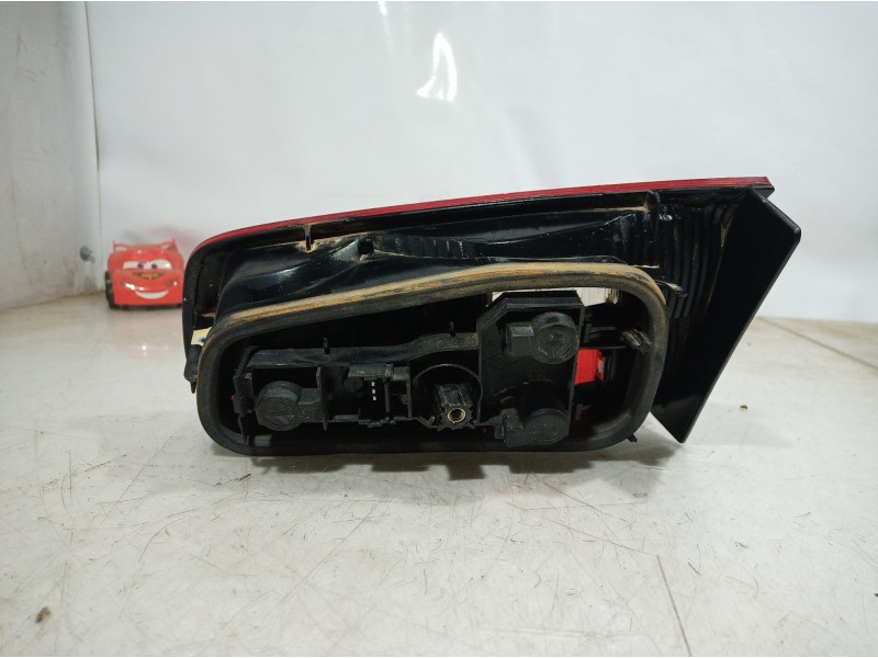 Recambio de piloto trasero izquierdo para renault laguna ii grandtour (kg0) referencia OEM IAM 8200002475 8200002475 8200002475