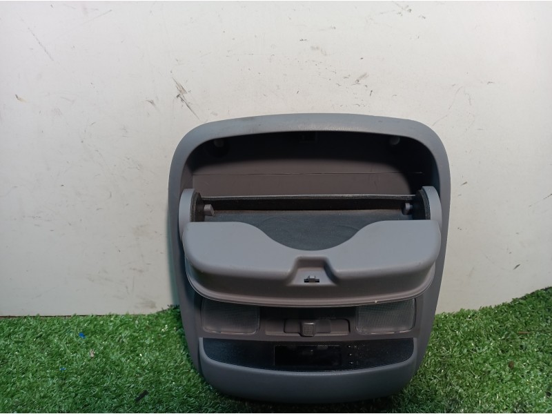 Recambio de luz interior para hyundai trajet (fo) 2.0 gls referencia OEM IAM 928003A100 928003A100 945003A000