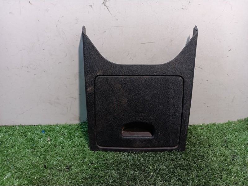 Recambio de guantera para peugeot 207 xs referencia OEM IAM 9644584477 9644584477 A1050015