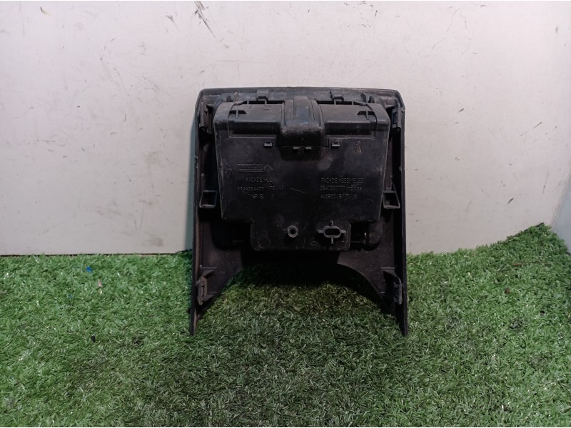 Recambio de guantera para peugeot 207 xs referencia OEM IAM 9644584477 9644584477 A1050015