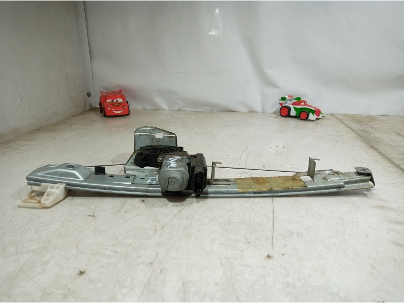 Recambio de elevalunas trasero izquierdo para renault megane ii classic berlina 1.9 dci diesel referencia OEM IAM 440726F 440726