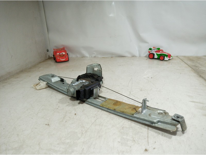 Recambio de elevalunas trasero izquierdo para renault megane ii classic berlina 1.9 dci diesel referencia OEM IAM 440726F 440726