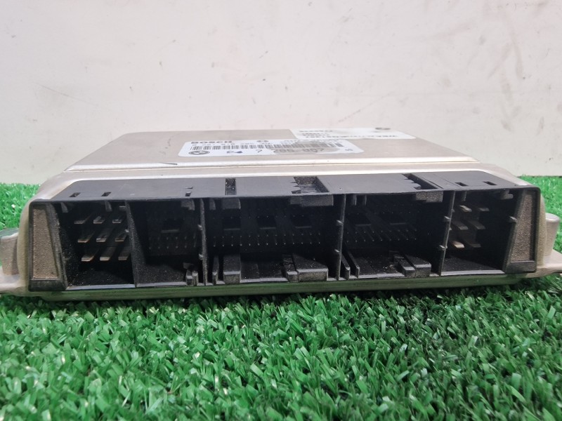 Recambio de centralita motor uce para bmw serie 3 berlina (e46) 320d referencia OEM IAM 7786887 7786887 7786926