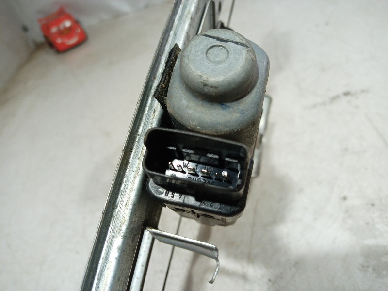 Recambio de elevalunas trasero izquierdo para renault megane ii classic berlina 1.9 dci diesel referencia OEM IAM 440726F 440726