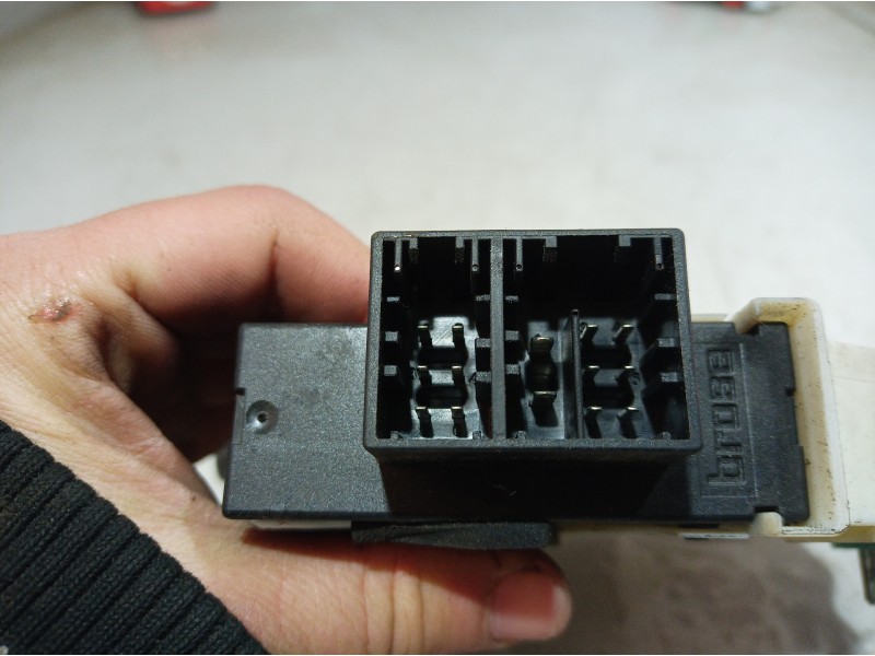 Recambio de motor elevalunas delantero izquierdo para citroën c4 coupe referencia OEM IAM 0536010902 0536010902 0536010902