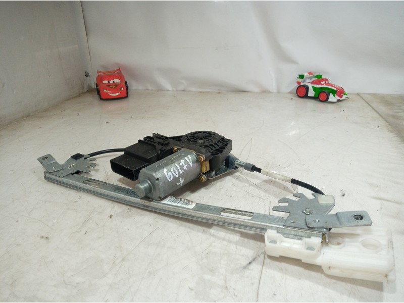 Recambio de elevalunas trasero derecho para volkswagen golf v variant (1k5) advance referencia OEM IAM 850577 850577 850577