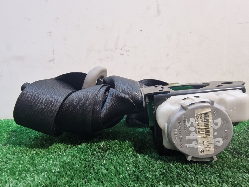 Recambio de cinturon seguridad delantero derecho para toyota yaris (ksp9/scp9/nlp9) básico referencia OEM IAM 305562399FKA 30556