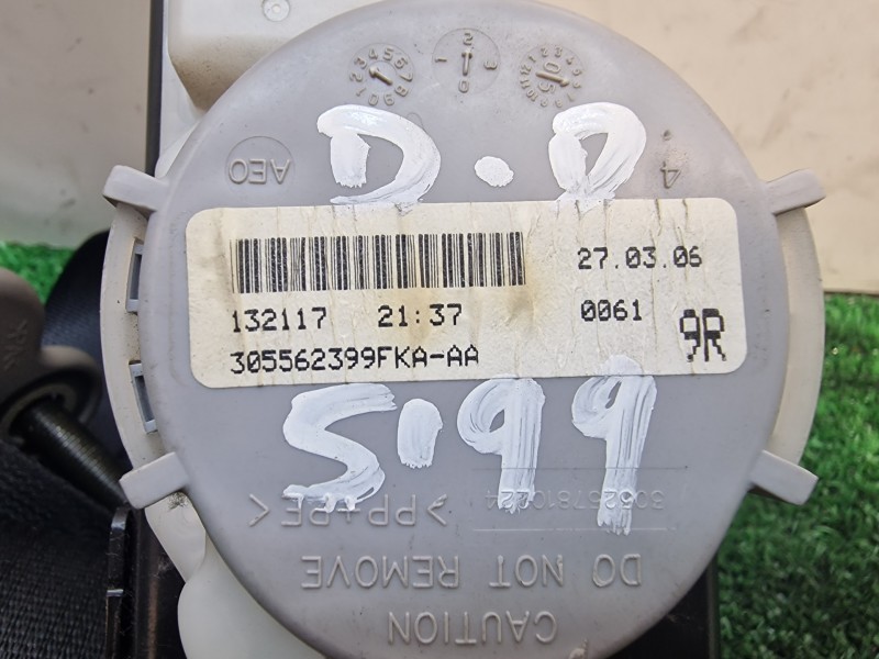 Recambio de cinturon seguridad delantero derecho para toyota yaris (ksp9/scp9/nlp9) básico referencia OEM IAM 305562399FKA 30556