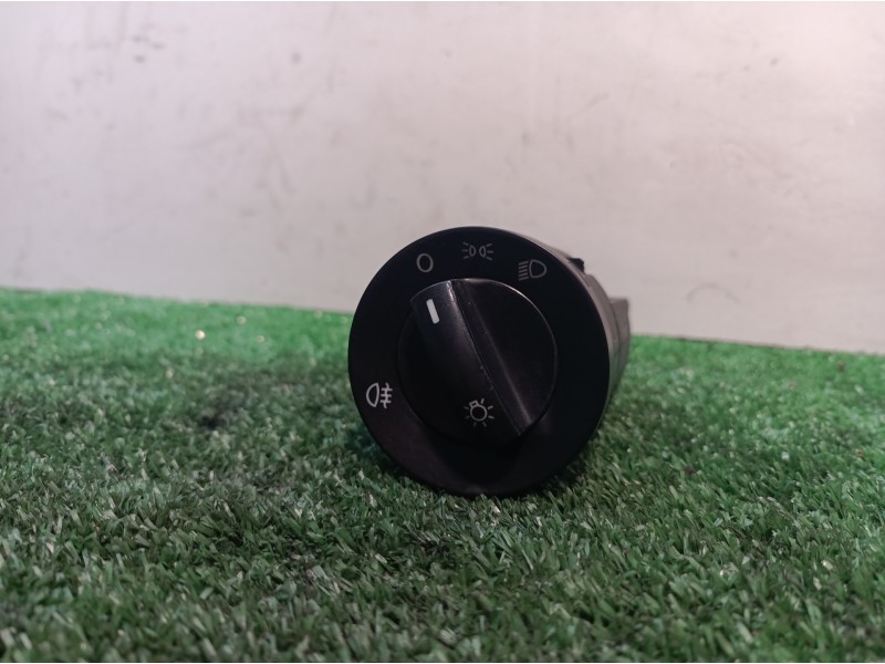 Recambio de mando luces para volkswagen polo (9n1) conceptline referencia OEM IAM 6Q0941531B 6Q0941531B 6Q0941531