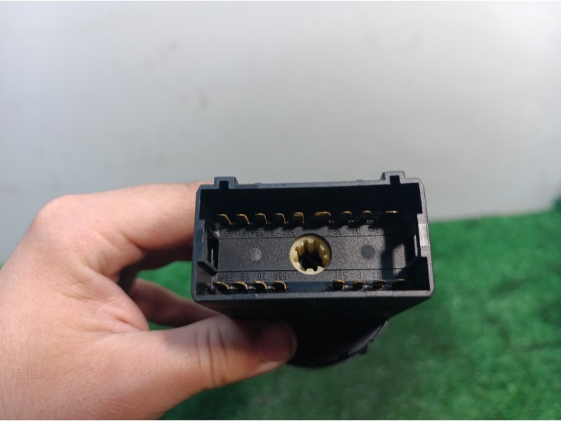 Recambio de mando luces para volkswagen polo (9n1) conceptline referencia OEM IAM 6Q0941531B 6Q0941531B 6Q0941531