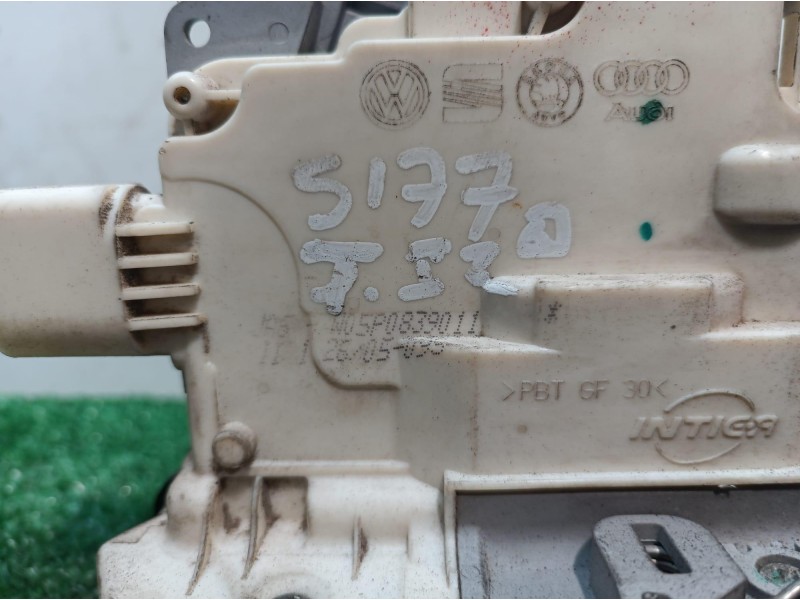 Recambio de cerradura puerta trasera izquierda para seat altea (5p1) sport referencia OEM IAM 5P0839011 5P0839011 5P0839011