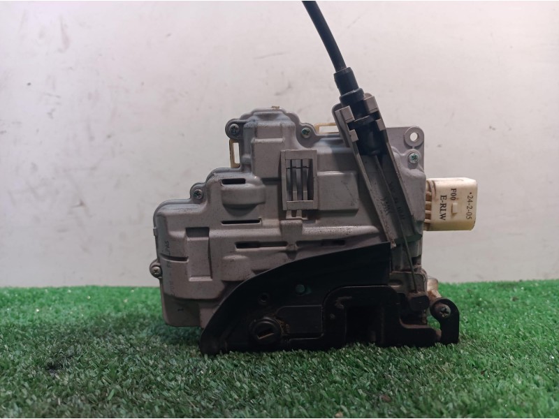 Recambio de cerradura puerta trasera izquierda para seat altea (5p1) sport referencia OEM IAM 5P0839011 5P0839011 5P0839011