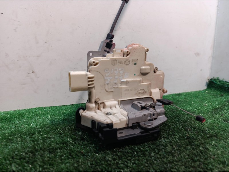 Recambio de cerradura puerta trasera izquierda para seat altea (5p1) sport referencia OEM IAM 5P0839011 5P0839011 5P0839011