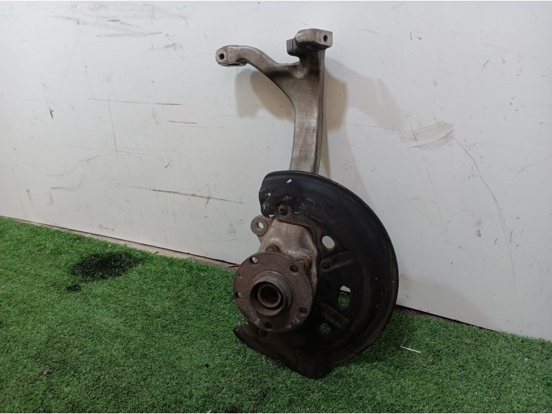 Recambio de mangueta delantera izquierda para audi a8 (4e2) referencia OEM IAM 4E0258M 4E0258M 4E0258M