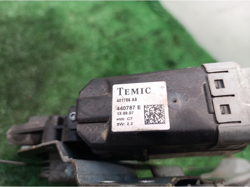 Recambio de elevalunas trasero izquierdo para citroën c4 picasso business class referencia OEM IAM 401786A8 401786A8 440787E