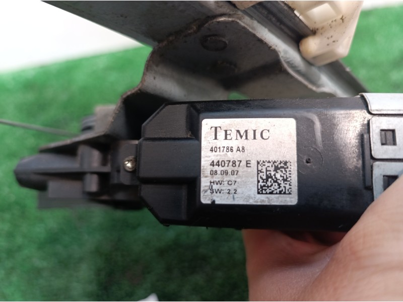 Recambio de elevalunas trasero derecho para citroën c4 picasso business class referencia OEM IAM 401786A8 401786A8 440787E