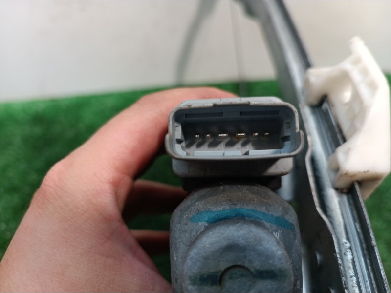 Recambio de elevalunas trasero derecho para citroën c4 picasso business class referencia OEM IAM 401786A8 401786A8 440787E