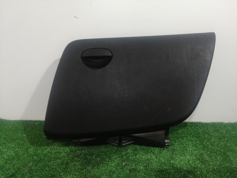 Recambio de guantera para seat altea (5p1) sport referencia OEM IAM 5P1857121B 5P1857121B 5P1857121B