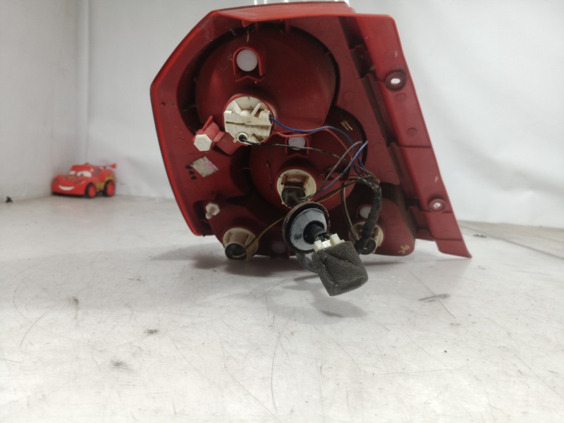 Recambio de piloto trasero derecho para chevrolet kalos 1.4 sx sport referencia OEM IAM 300267 300267 300267