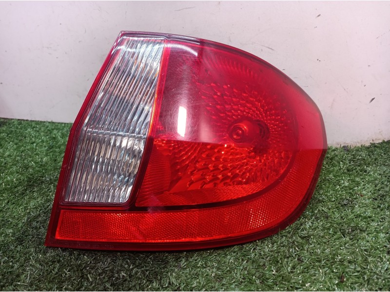 Recambio de piloto trasero derecho para hyundai getz (tb) 1.5 crdi referencia OEM IAM 924021C5XX 924021C5XX 924021C5XX