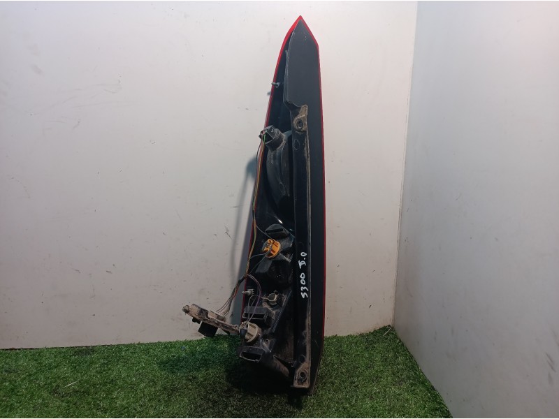 Recambio de piloto trasero derecho para ford fiesta (cbk) referencia OEM IAM 9EL35405402 9EL35405402 9EL35405402