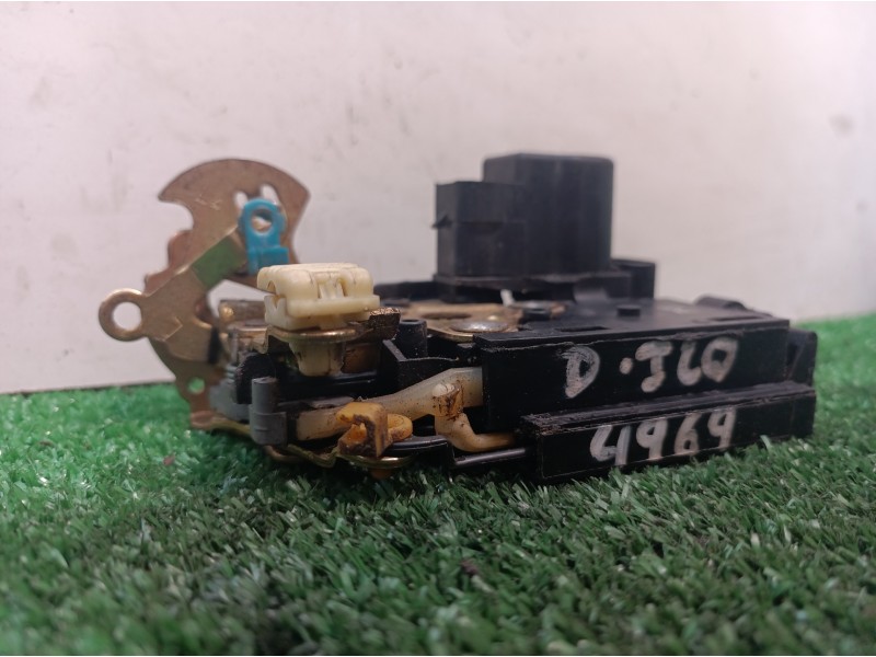 Recambio de cerradura puerta delantera izquierda para chevrolet kalos 1.4 sx sport referencia OEM IAM   