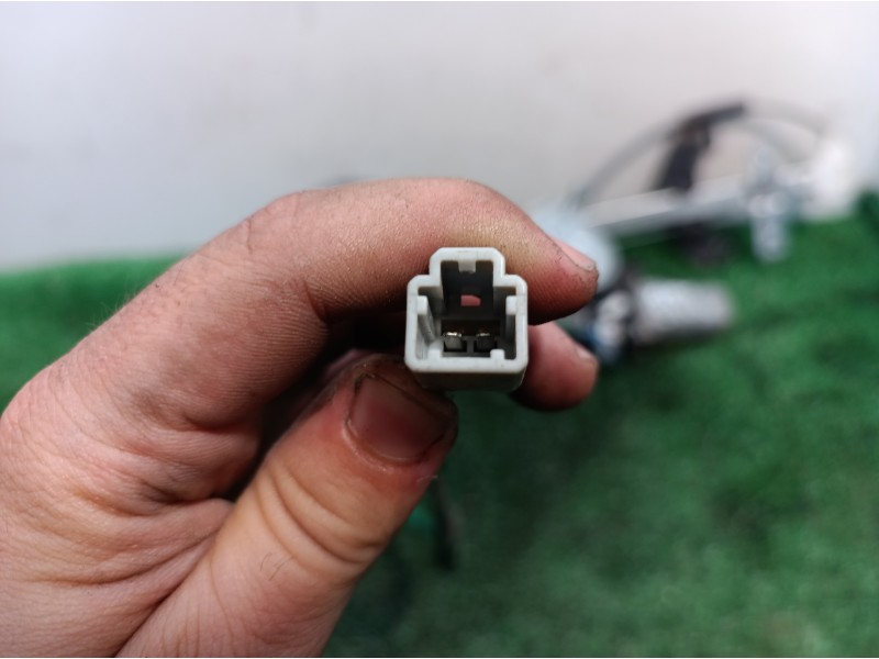 Recambio de elevalunas trasero derecho para honda civic berlina 5 (eu7/8) 1.7 ctdi es referencia OEM IAM   