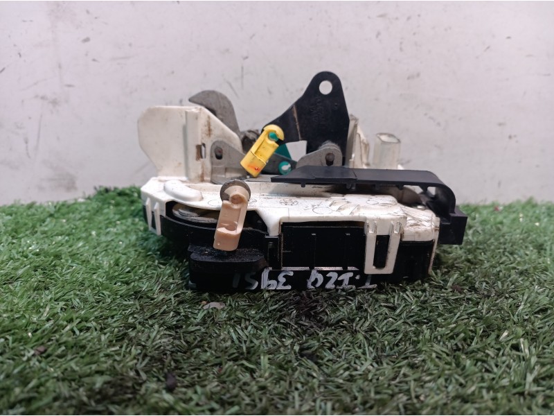 Recambio de cerradura puerta trasera izquierda para dodge caliber s referencia OEM IAM 04589415ADA 04589415ADA 04589415