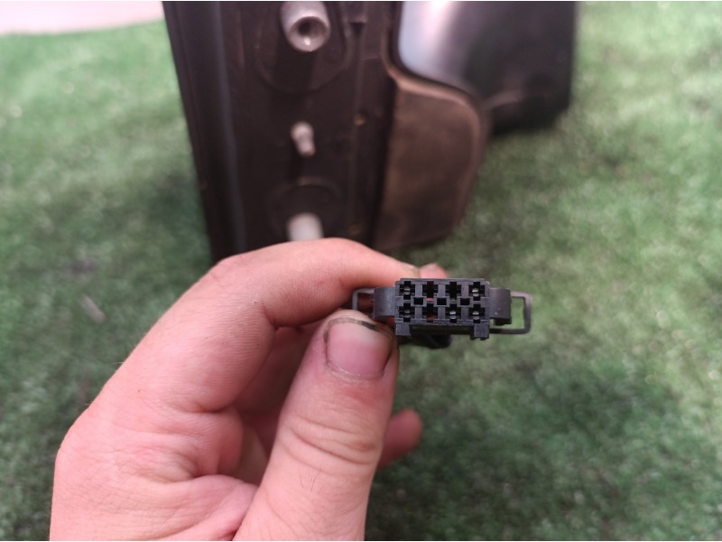 Recambio de retrovisor derecho para seat altea (5p1) sport referencia OEM IAM 014142 014142 014142