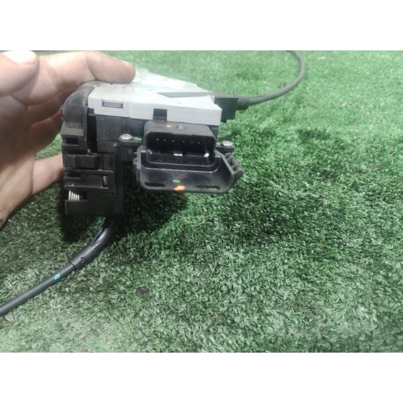 Recambio de cerradura puerta trasera izquierda para citroën c4 picasso business class referencia OEM IAM 24090816 24090816 24087