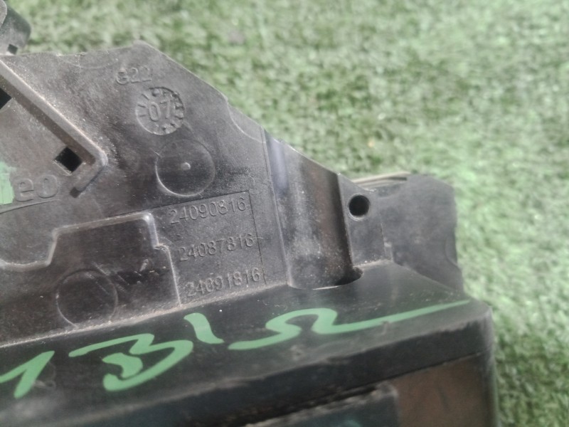 Recambio de cerradura puerta trasera izquierda para citroën c4 picasso business class referencia OEM IAM 24090816 24090816 24087