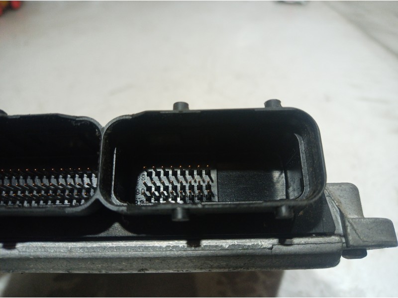 Recambio de centralita motor uce para mg mg zr referencia OEM IAM 0281001956 0281001956 0281001956