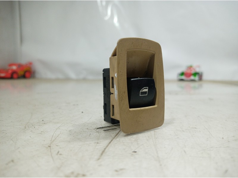 Recambio de mando elevalunas trasero izquierdo para bmw serie 3 berlina (e90) 316d referencia OEM IAM 6945876 6945876 6945876