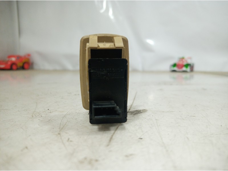 Recambio de mando elevalunas trasero izquierdo para bmw serie 3 berlina (e90) 316d referencia OEM IAM 6945876 6945876 6945876