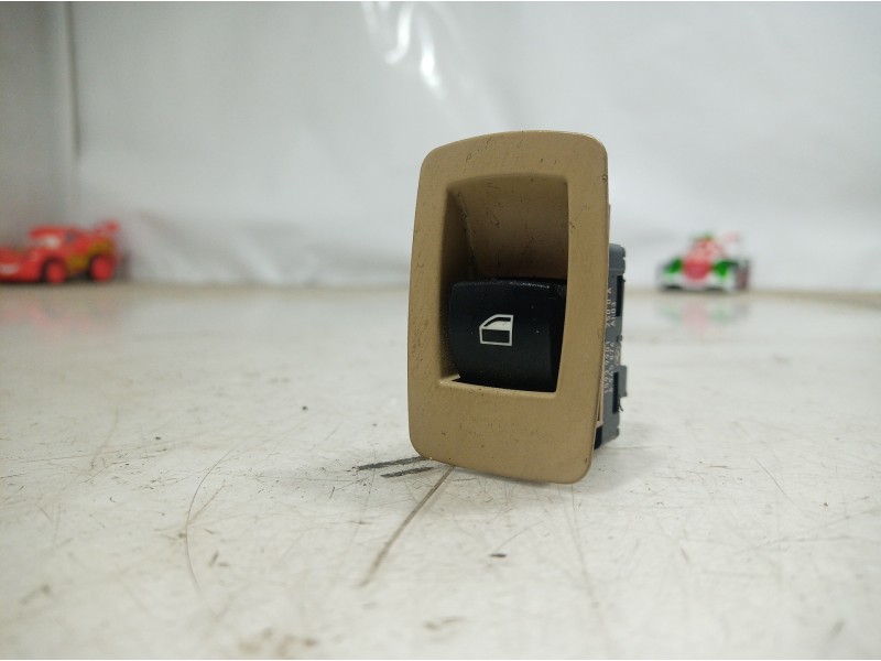 Recambio de mando elevalunas trasero izquierdo para bmw serie 3 berlina (e90) 316d referencia OEM IAM 6945876 6945876 6945876