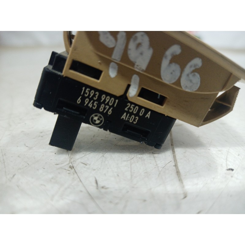 Recambio de mando elevalunas trasero izquierdo para bmw serie 3 berlina (e90) 316d referencia OEM IAM 6945876 6945876 6945876
