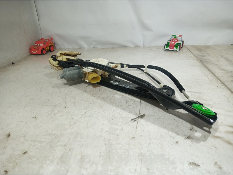 Recambio de elevalunas delantero izquierdo para bmw serie 3 berlina (e90) 316d referencia OEM IAM 6927027 6927027 6927027