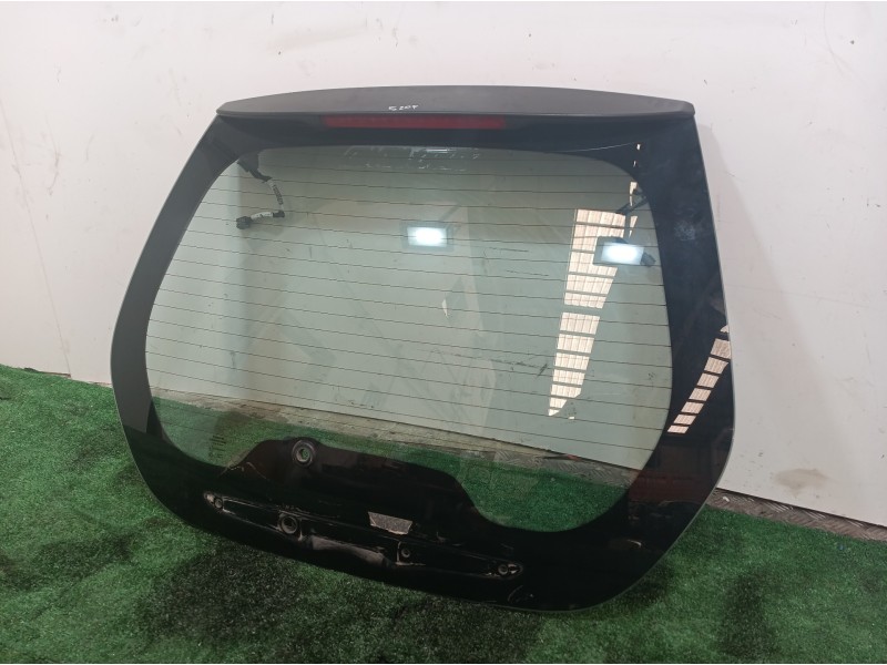 Recambio de porton trasero para volvo c30 1.6 d drive kinetic referencia OEM IAM   