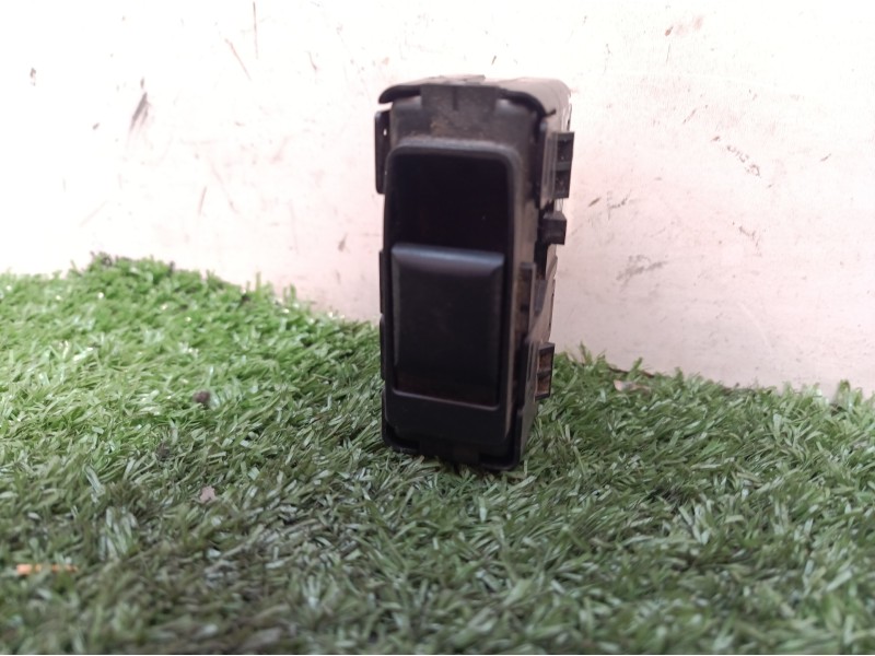 Recambio de mando elevalunas delantero derecho para dodge caliber s referencia OEM IAM 56040693AD 56040693AD 56040693