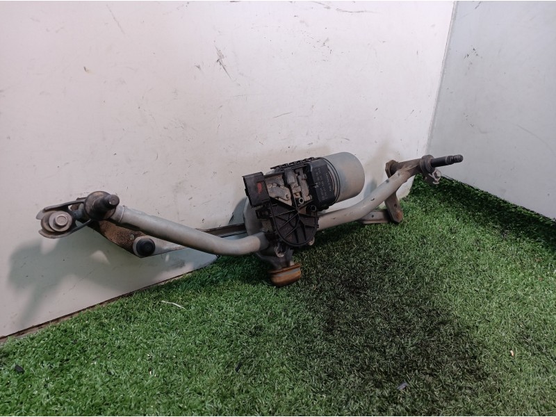 Recambio de motor limpia delantero para peugeot 208 active referencia OEM IAM 9673222580 9673222580 0390241540