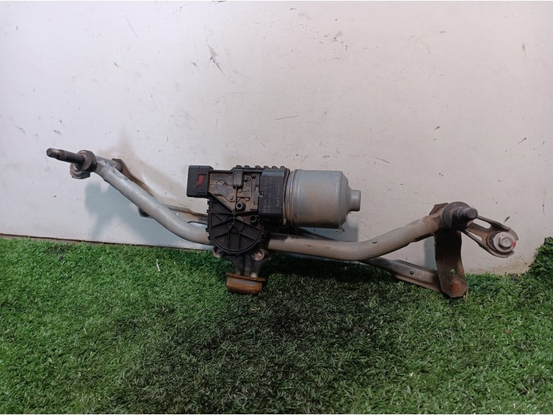 Recambio de motor limpia delantero para peugeot 208 active referencia OEM IAM 9673222580 9673222580 0390241540