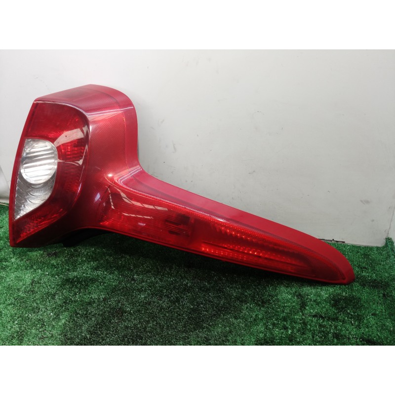 Recambio de piloto trasero izquierdo para volvo c30 1.6 d drive kinetic referencia OEM IAM 27710105 27710105 27710105