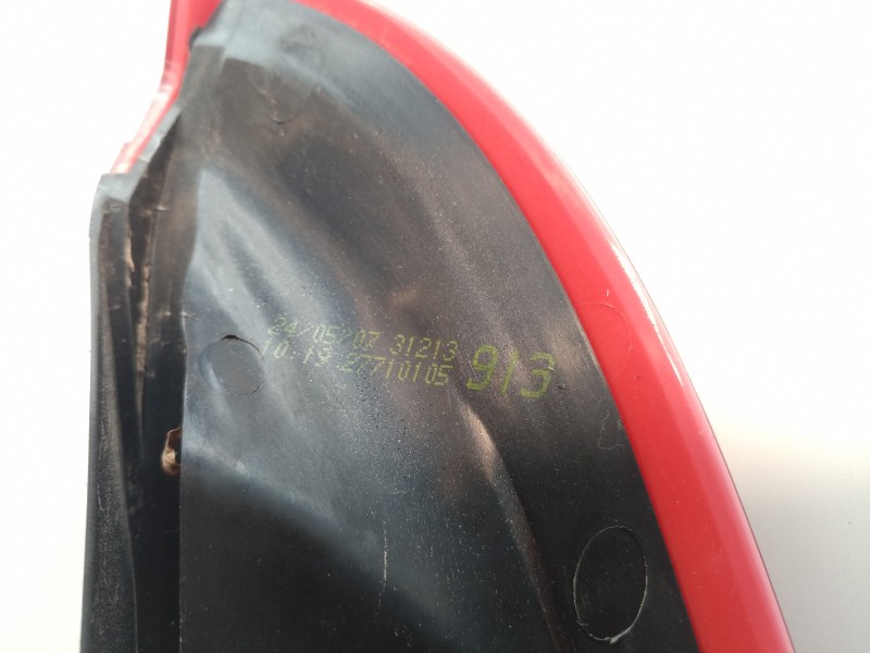 Recambio de piloto trasero izquierdo para volvo c30 1.6 d drive kinetic referencia OEM IAM 27710105 27710105 27710105