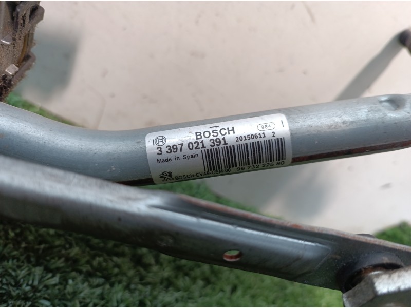 Recambio de motor limpia delantero para peugeot 208 active referencia OEM IAM 9673222580 9673222580 0390241540