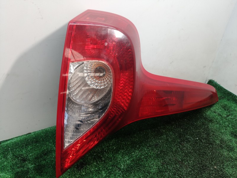 Recambio de piloto trasero izquierdo para volvo c30 1.6 d drive kinetic referencia OEM IAM 27710105 27710105 27710105