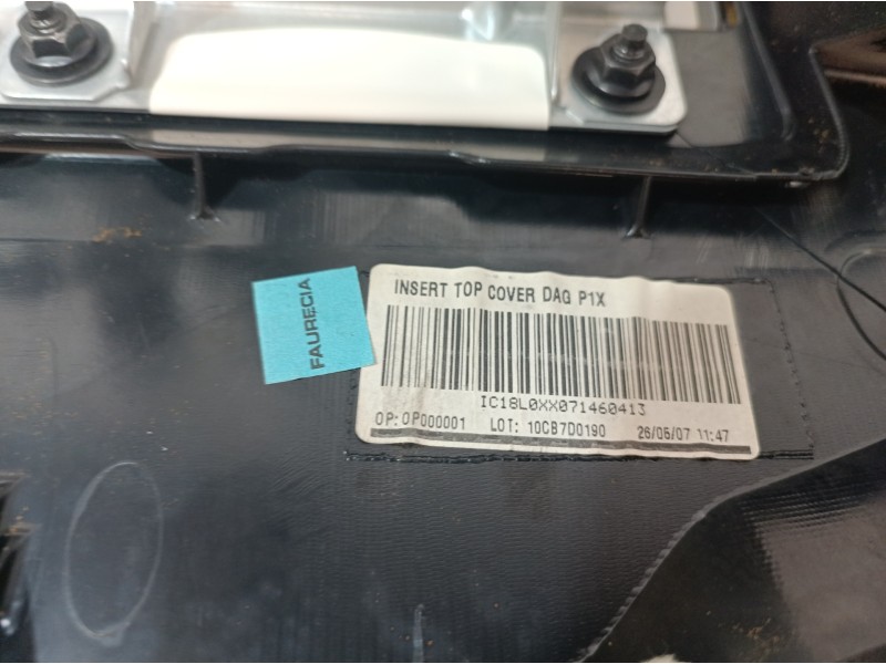 Recambio de salpicadero para volvo c30 1.6 d drive kinetic referencia OEM IAM 30722599 30722599 30722599