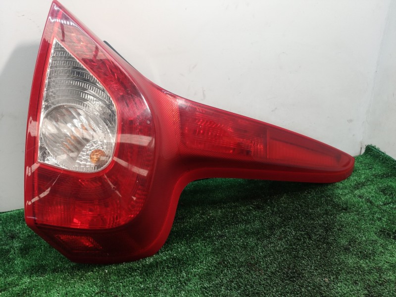 Recambio de piloto trasero derecho para volvo c30 1.6 d drive kinetic referencia OEM IAM 27710205 27710205 27710205